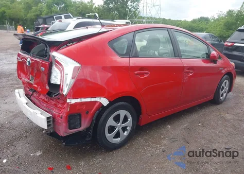 2015 Toyota Prius Two z USA, uszkodzony, nr VIN JTDKN3DU1F1972833